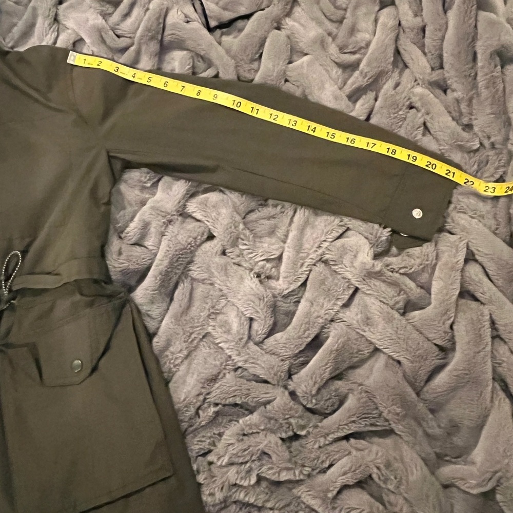 J. Crew Army Green Light weight Rain Jacket Size XXS - Picture 14 of 14